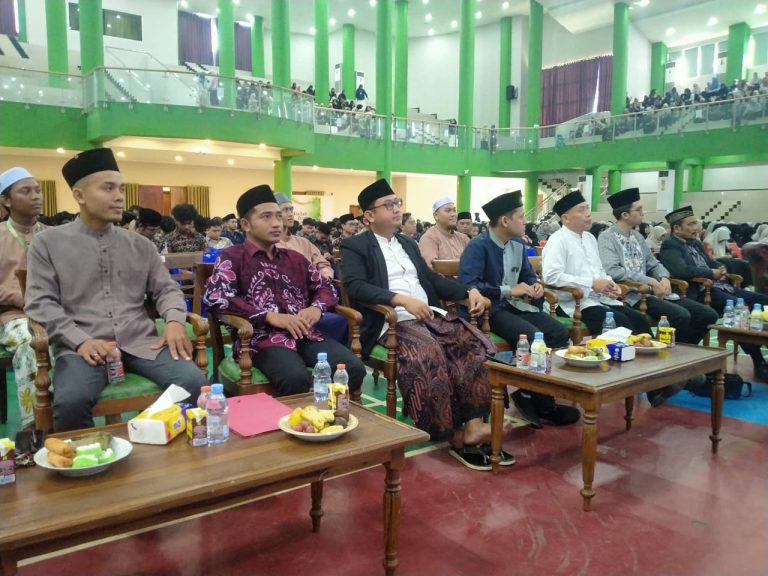 Plt. Kepala UPT Perpustakaan UINSI Samarinda Hadiri Haflah Akhirussanah Ma’had Al Jami’ah Tahun 2026